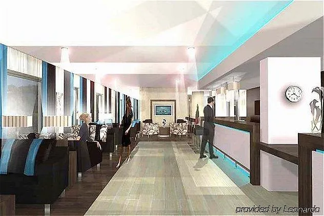Holiday Inn Express Aberdeen - Bridge Of Don 3*,